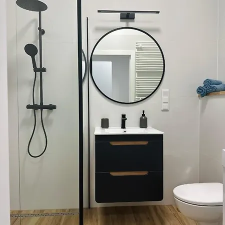 Apartment New With Excellent Communication.